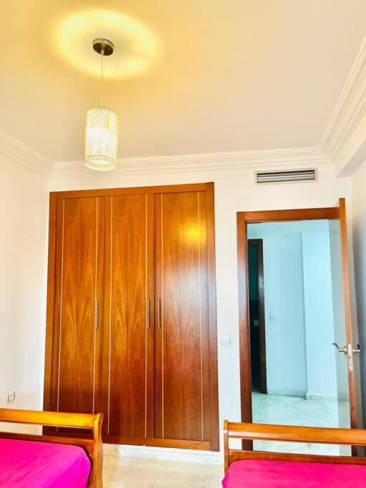 Appartement In The Heart Of Tanger Boulevard Exterior photo